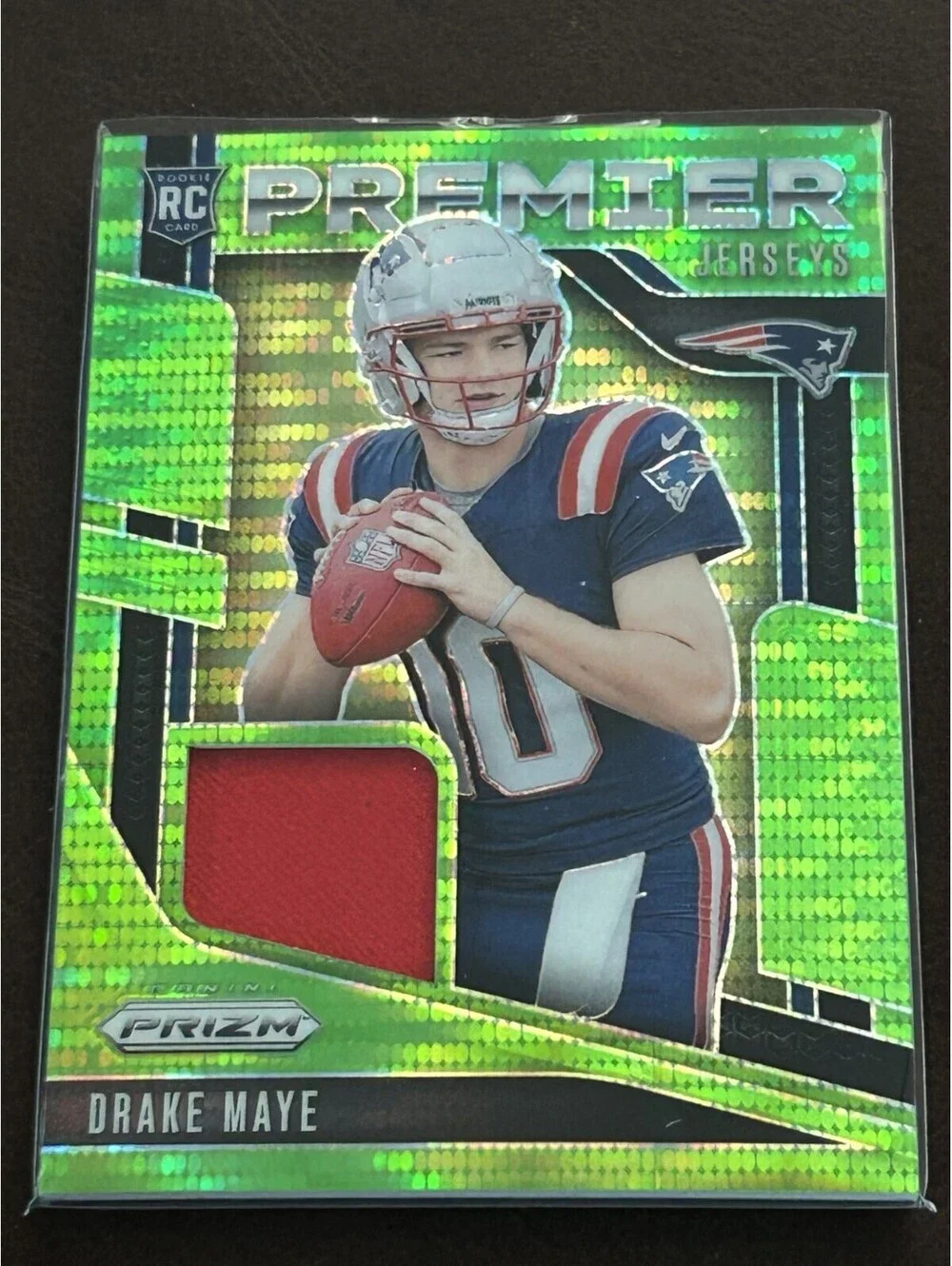 DRAKE MAYE ROOKIE PATCH 2024 PANINI PRIZM NEON GREEN PULSAR PREMIER JERSEYS NM